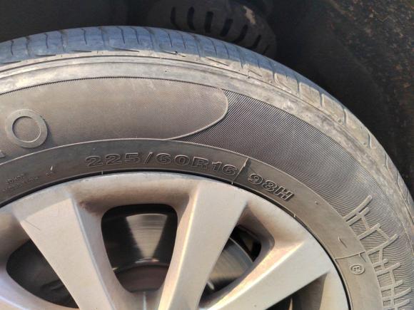 [南通·苏F] 二手雪铁龙雪铁龙C52012款 2.0L 自动尊享型