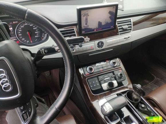 [济南·鲁A] 二手奥迪奥迪A82013款 A8L 45 TFSI quattro豪华型