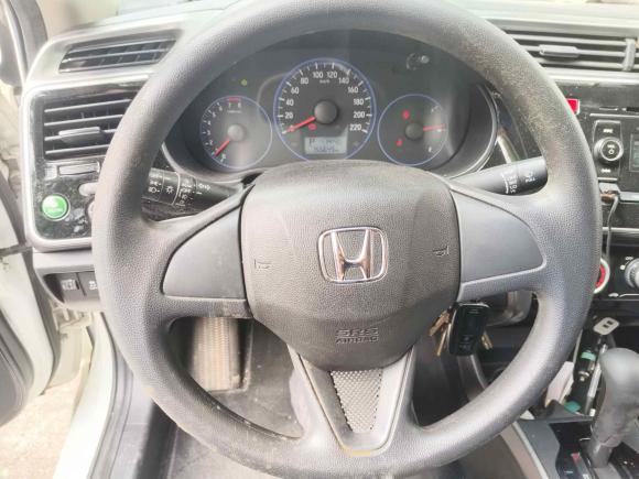 [广州·粤H] 二手本田锋范2015款 1.5L CVT豪华版