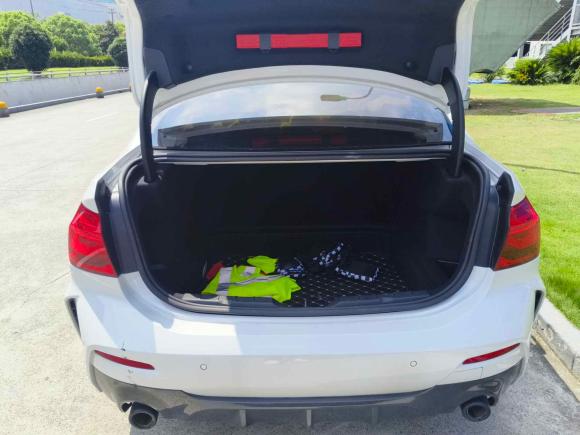 [上海·沪C] 二手宝马宝马1系2022款 120i M运动曜夜版