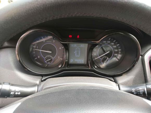 [无锡·苏B] 二手江铃驭胜S3502013款 2.4T 自动两驱柴油超豪华版7座