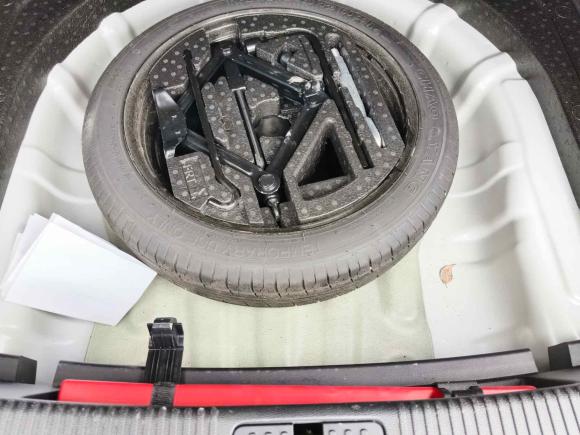 [温州·浙C] 二手荣威荣威i52020款 1.5L 自动4G互联领豪旗舰版