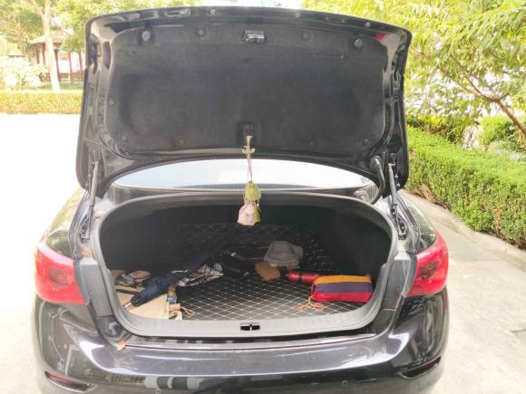 [上海·沪F] 二手英菲尼迪英菲尼迪Q502014款 3.7L 豪华运动版