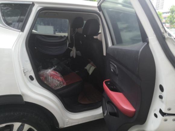 [成都·川A] 二手哈弗哈弗H2s2017款 蓝标 1.5T 双离合豪华型