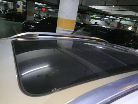 [深圳·粤B] 二手荣威荣威RX5新能源2017款 ERX5 EV400 电动互联网至尊版