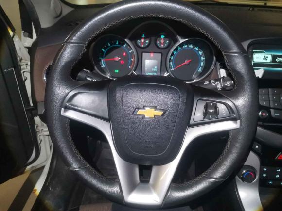 [深圳·粤B] 二手雪佛兰科鲁兹2013款 掀背 1.6L 自动豪华型