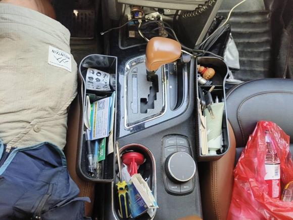 [上海·苏A] 二手东南东南DX72015款 1.5T 自动尊贵型