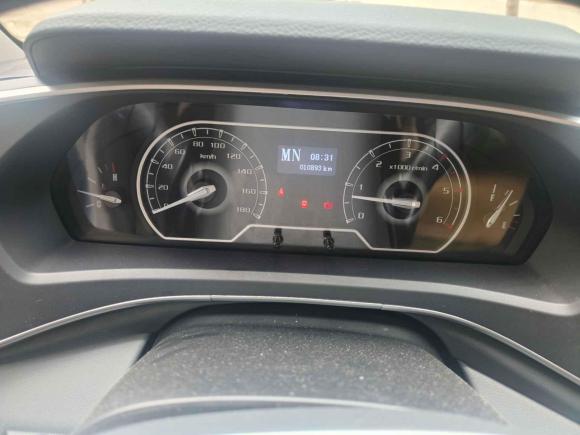 [武汉·鄂W] 二手上汽大通MAXUS上汽大通MAXUS V802021款 2.0T PLUS AMT城市版短轴超低顶5/6座