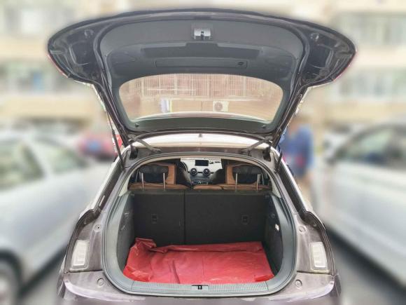 [上海·沪L] 二手奥迪奥迪A12016款 30 TFSI Sportback Design风尚版