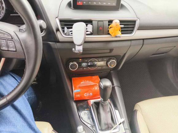 [深圳·粤B] 二手马自达马自达3 昂克赛拉2014款 三厢 2.0L 自动旗舰型