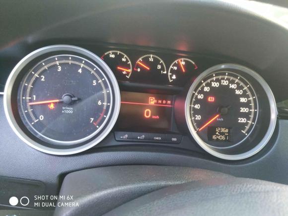 [深圳·粤D] 二手标致标致5082013款 2.0L 两周年纪念 自动天窗经典版