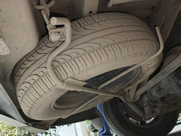 [西安·陕A] 二手五菱汽车五菱宏光2013款 1.5L 标准型