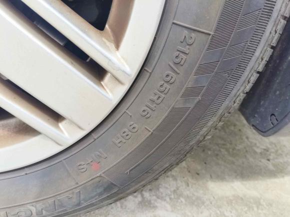 [苏州·苏E] 二手马自达马自达82011款 2.3L 尊贵版