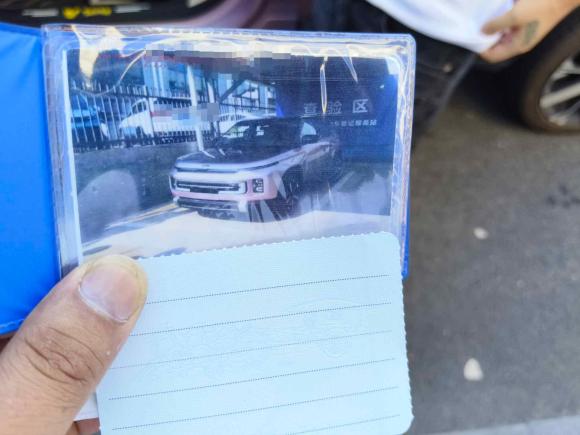 [金华·浙G] 二手吉利汽车吉利ICON2023款 1.5TD 巧克力醇巧版