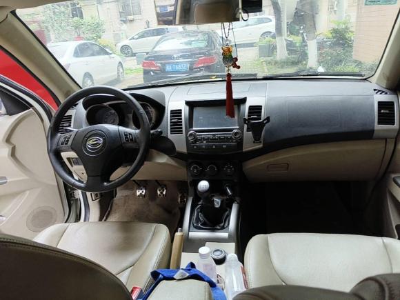 [成都·川A] 二手陆风陆风X82012款 探索版 2.0T 柴油4X4超豪华型