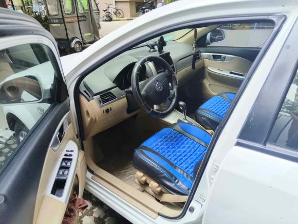 [西安·陕A] 二手别克凯越2013款 1.5L 自动经典型