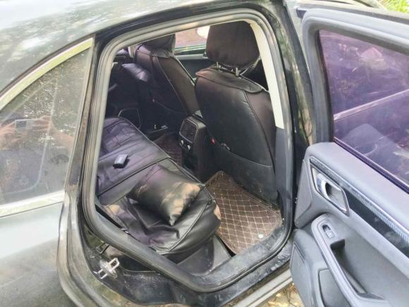 [上海·皖D] 二手众泰众泰SR92017款 2.0T 自动极致之梦版