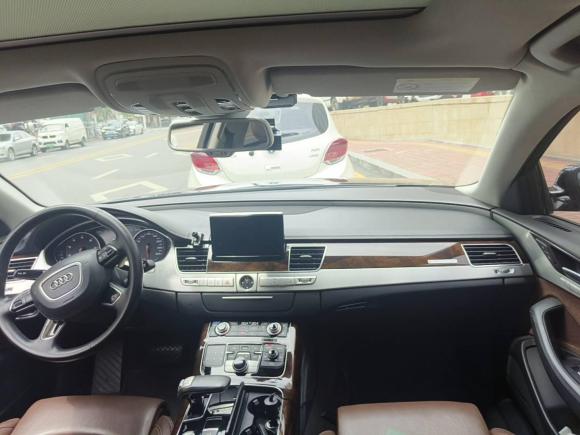[青岛·鲁B] 二手奥迪奥迪A82016款 A8L 45 TFSI quattro豪华型