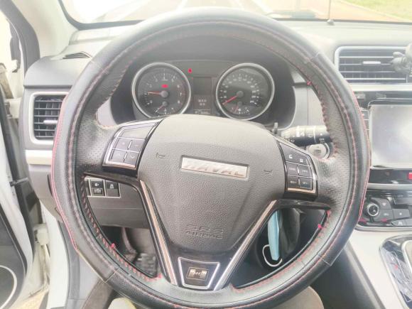 [青岛·鲁B] 二手哈弗哈弗H62017款 红标 运动版 1.5T 自动两驱豪华型