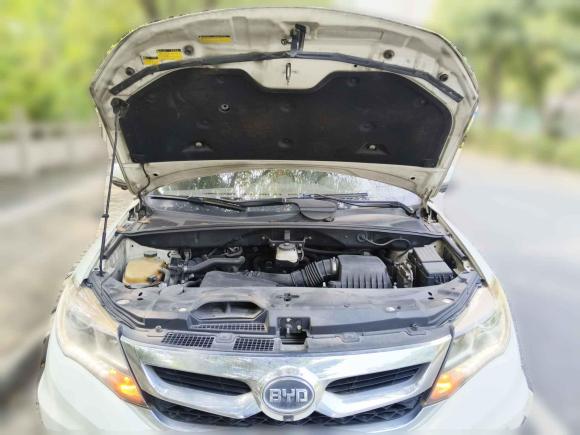 [嘉兴·浙F] 二手比亚迪比亚迪S72015款 2.0T 自动旗舰型