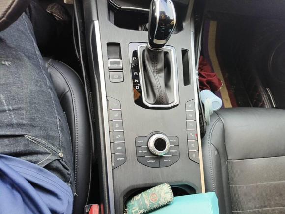 [杭州·赣E] 二手魏牌魏牌 VV52017款 2.0T 旗舰型