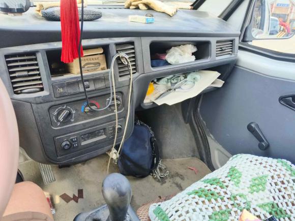 [青岛·鲁B] 二手五菱汽车五菱之光2015款 1.2L 实用型LSI