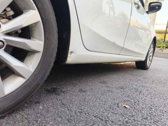 [上海·沪A] 二手荣威荣威i6新能源2017款 45T 混动互联智享版