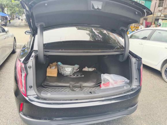 [深圳·粤B] 二手红旗红旗E-QM52022款 431km 充电乐享版