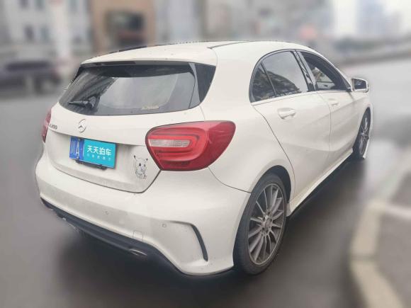 [成都·川A] 二手奔驰奔驰A级2015款 A 200 运动型