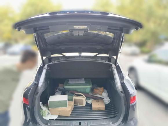 [上海·沪B] 二手捷豹捷豹F-PACE2018款 2.0T 两驱都市尊享版