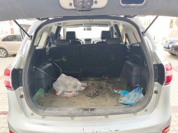 [成都·川A] 二手驭胜驭胜S3502013款 2.4T 自动四驱柴油豪华版5座