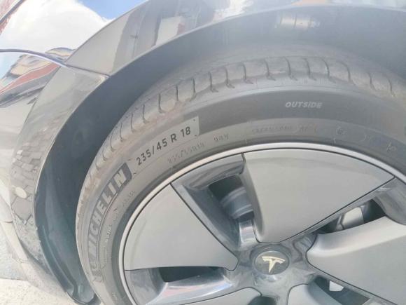 [上海·沪A] 二手特斯拉Model 32022款 后轮驱动版