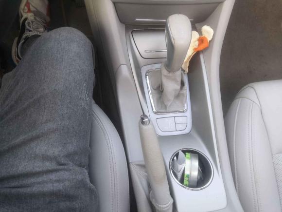 [南京·苏A] 二手雪铁龙雪铁龙C52010款 2.3L 自动尊雅型