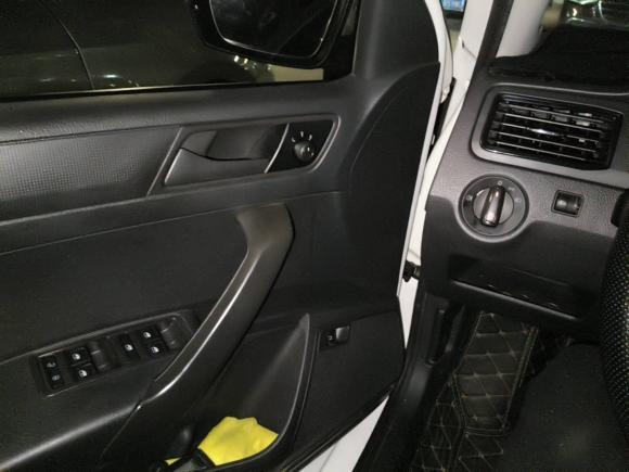 [广州·渝A] 二手大众桑塔纳2018款 1.5L 手动风尚版