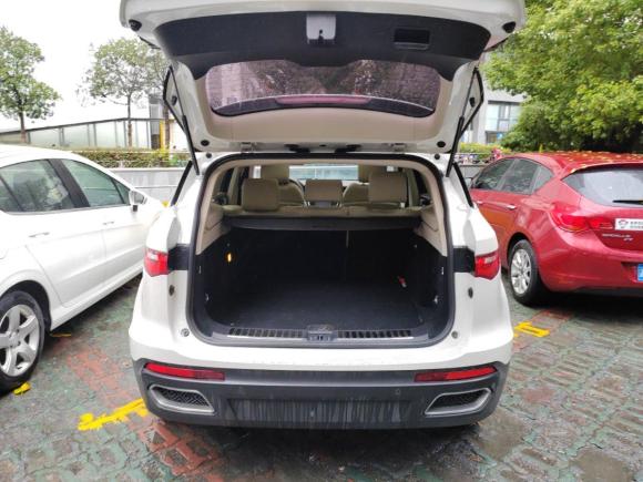 [无锡·苏B] 二手众泰众泰T7002017款 1.8T 双离合尊享型