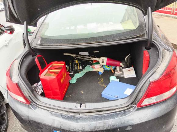 [青岛·鲁B] 二手别克君威2010款 2.0T 旗舰运动版