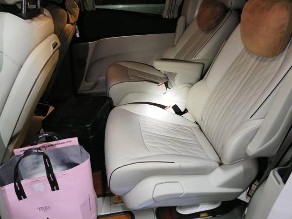 [上海·沪A] 二手别克别克GL82022款 陆上公务舱 652T 豪华型