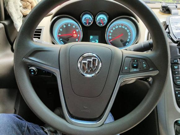 [南京·苏A] 二手别克英朗2012款 GT 1.6L 自动时尚版