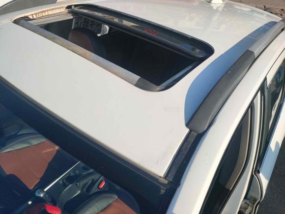 [济南·鲁A] 二手海马海马S52014款 1.6L 手动智尊型