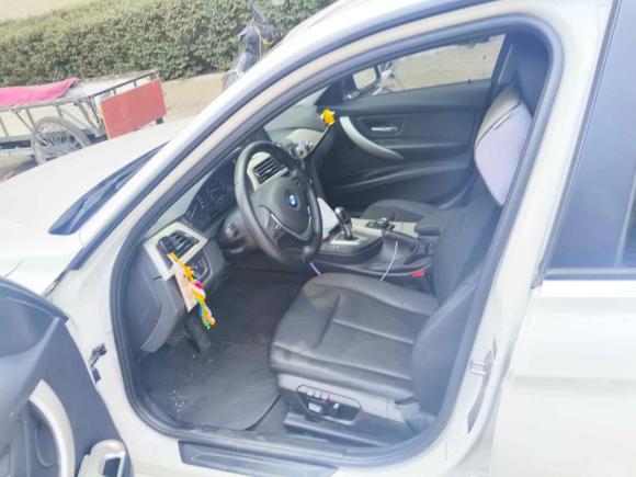 [上海·沪A] 二手宝马宝马3系2013款 320i时尚型 旅行版