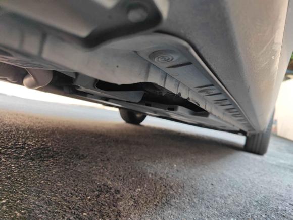 [广州·粤A] 二手丰田雷凌2016款 双擎 1.8H GS E-CVT精英天窗版