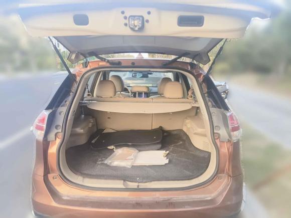 [苏州·苏E] 二手日产奇骏2014款 2.0L CVT舒适版 2WD