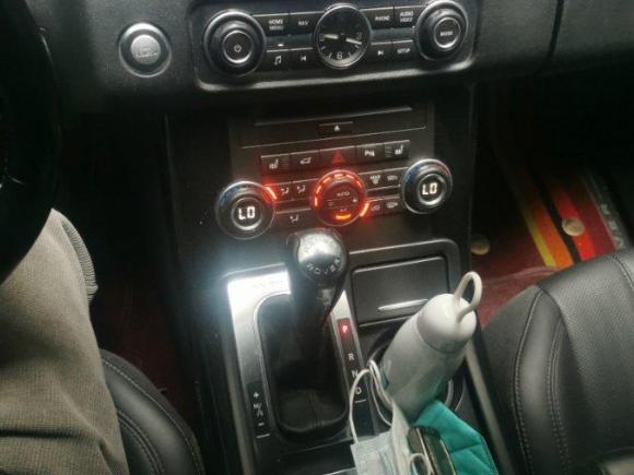 [金华·渝D] 二手路虎揽胜运动版2013款 5.0 NA V8 HSE