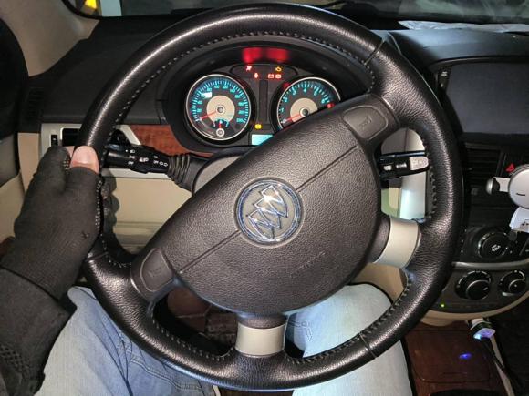 [合肥·皖A] 二手别克凯越2013款 1.5L 手动尊享型