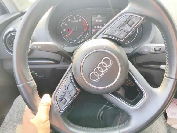 [合肥·皖A] 二手奥迪奥迪A32018款 30周年年型 Limousine 35 TFSI 时尚型