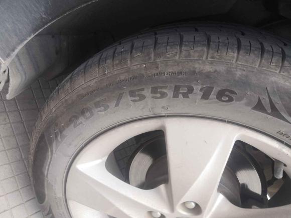 [金华·闽H] 二手现代朗动2012款 1.6L 手动领先型