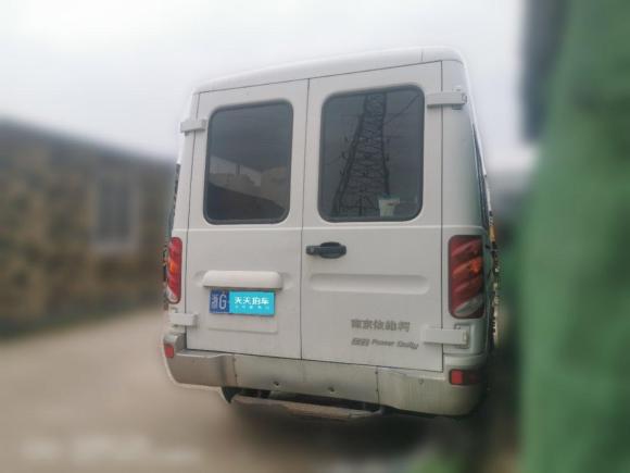 [金华·浙G] 二手依维柯依维柯褒迪2012款 2.5T-A32 基本型