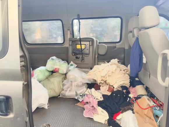 [嘉兴·浙F] 二手上汽大通MAXUS新途V802015款 2.5T AMT傲运通版短轴中顶