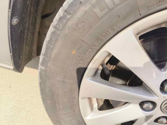 [济南·鲁A] 二手别克别克GL82017款 25S 豪华型 国V