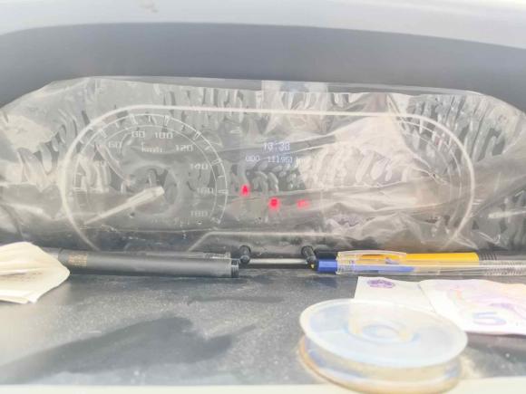 [上海·沪K] 二手上汽大通MAXUS新途V802021款 2.0T 手动经典城配王长轴中顶3座